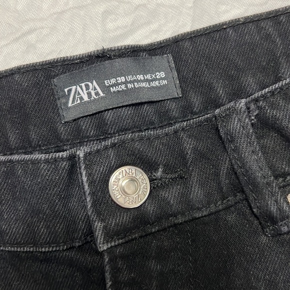 Zara Black denim Jean Shorts - Picture 2 of 6